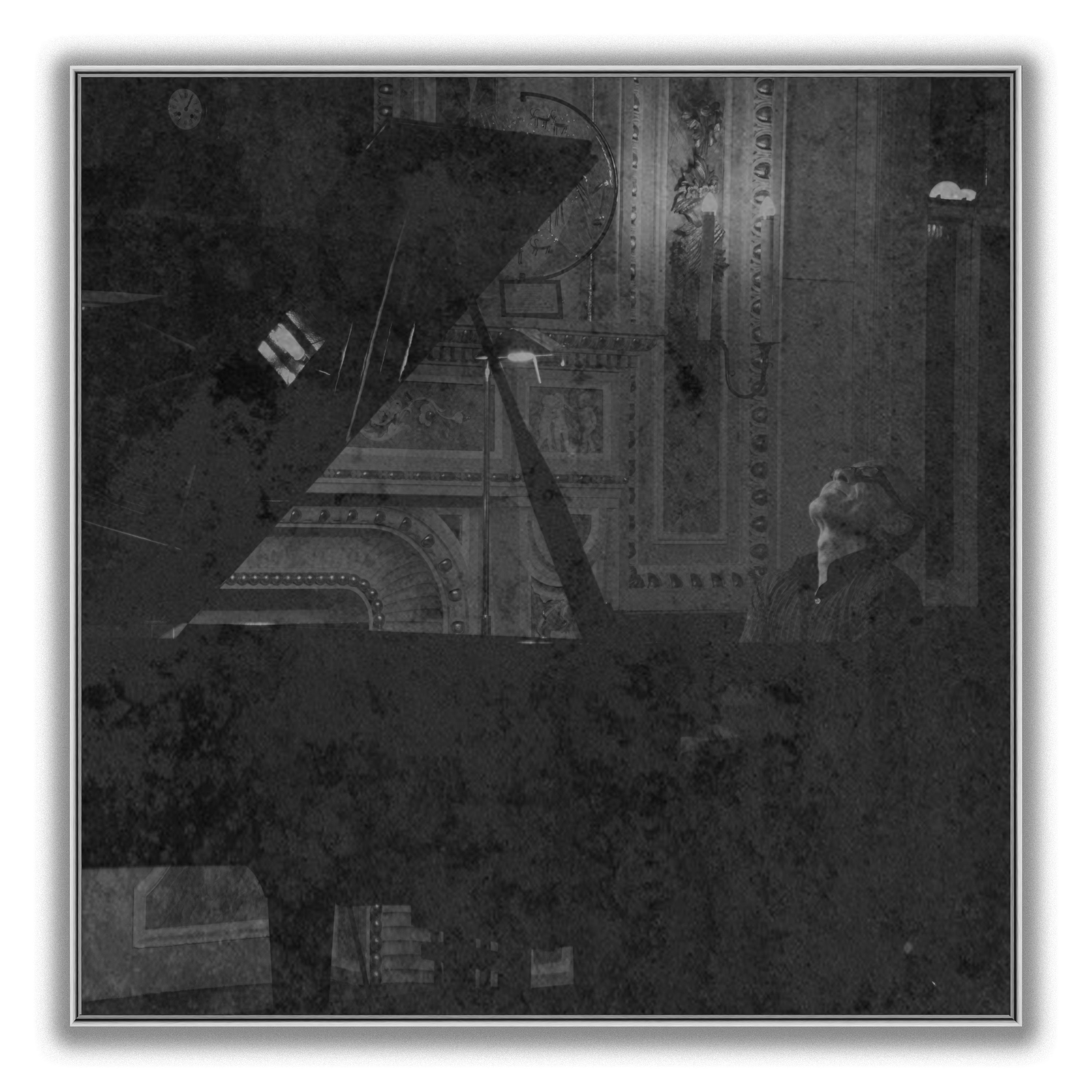 Piano%20con%20specchio%20CONTATTI